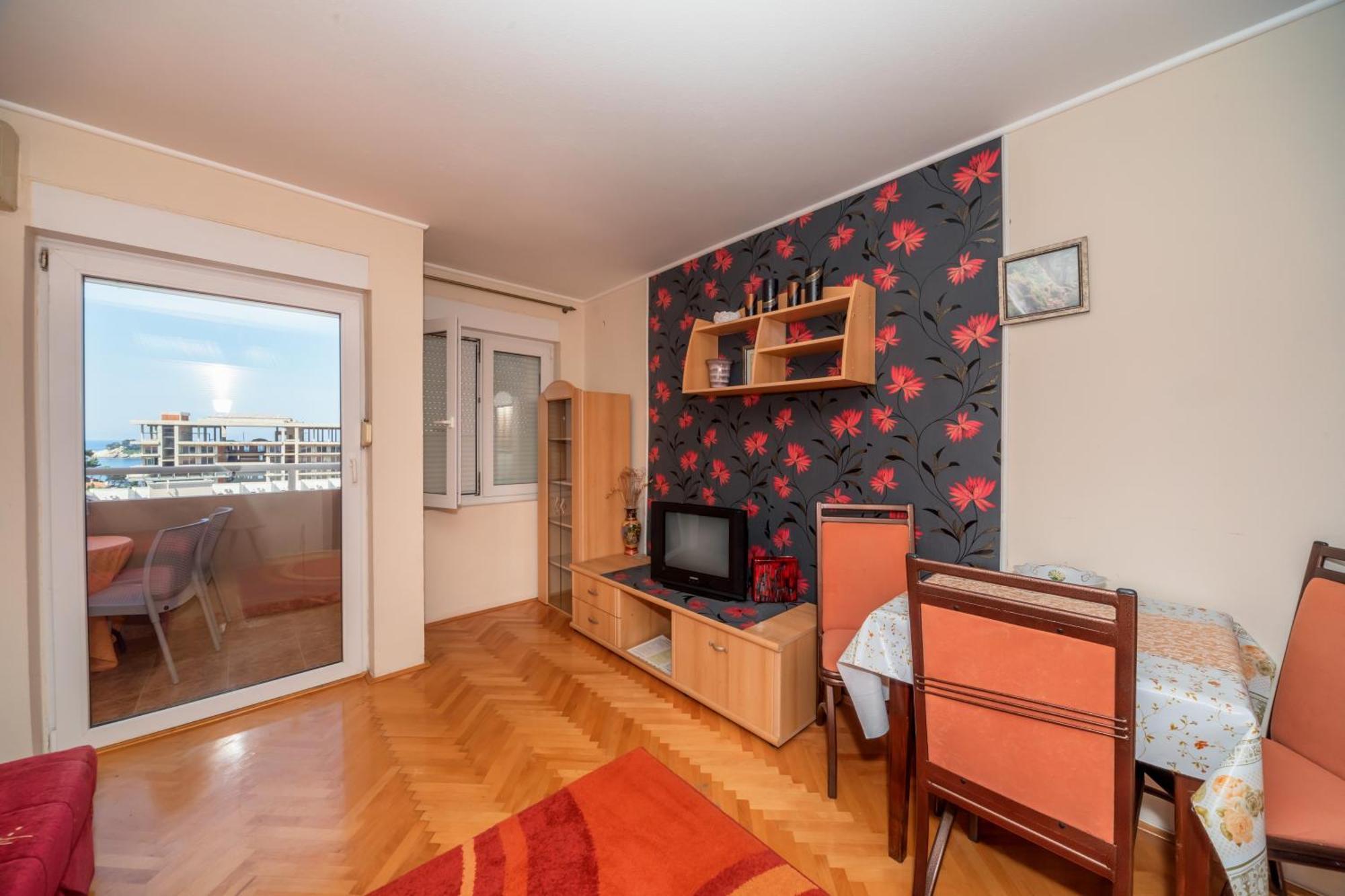 Apartments Pod Lozom With Seaview Petrovac الغرفة الصورة